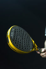 Load image into Gallery viewer, SIUX Elektra Elite 4 Padel Racket
