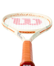 Load image into Gallery viewer, Wilson Clash 100 V3 Roland-Garros (295g) 2026