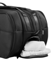 Load image into Gallery viewer, Wilson RF Tournament 15 Racquet Bag