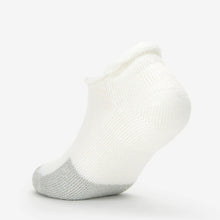 Load image into Gallery viewer, Thorlo T Ankle Rolltop Socks Unisex White