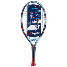 Load image into Gallery viewer, Babolat Junior Ballfighter 17&quot; Racquet (Light Blue/Red)
