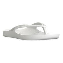 Load image into Gallery viewer, Lightfeet Arch Support Thongs (White)
