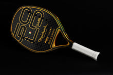 Load image into Gallery viewer, Quicksand Gold Club 2025 Beach Tennis Racket
