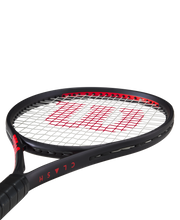 Load image into Gallery viewer, Wilson Junior Clash 26 v3 Racquet
